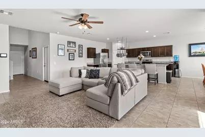 35419 W San Ildefanso Avenue, Maricopa, AZ 85138 - Photo 15