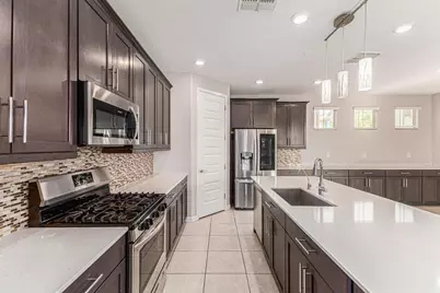 1015 E Thompson, Chandler, AZ 85286 - Photo 7