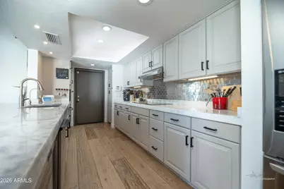 5314 N 24th Place, Phoenix, AZ 85016 - Photo 17