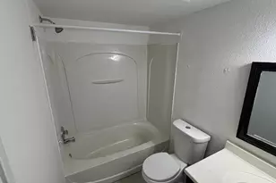 1130 E Butler Dr, Phoenix, AZ 85020 - Photo 17