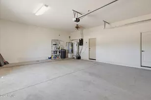 9301 W Debbie Ln, Arizona City, AZ 85123 - Photo 33