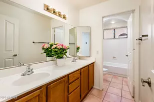 231 N Cottonwood Dr, Gilbert, AZ 85234 - Photo 39