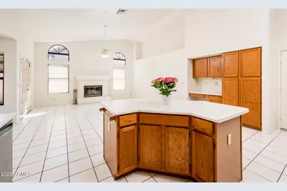 231 N Cottonwood Drive, Gilbert, AZ 85234 - Photo 23