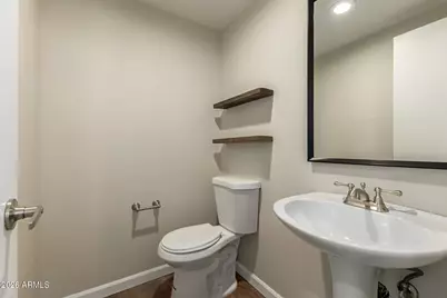 20007 N 33rd Street, Phoenix, AZ 85050 - Photo 17