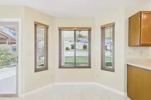 2750 E Rock Wren Rd, Phoenix, AZ 85048 - Photo 21