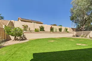 2750 E Rock Wren Rd, Phoenix, AZ 85048 - Photo 17