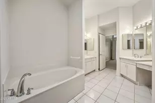 8352 E Las Estancias St, Scottsdale, AZ 85250 - Photo 7