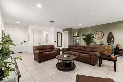 16429 W Saguaro Park Lane, Surprise, AZ 85387 - Photo 9