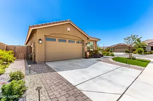 16429 W Saguaro Park Ln, Surprise, AZ 85387 - Photo 5