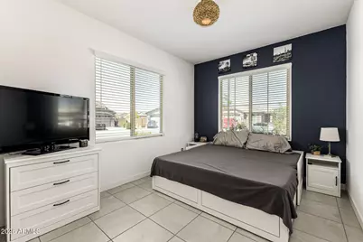 16429 W Saguaro Park Lane, Surprise, AZ 85387 - Photo 25