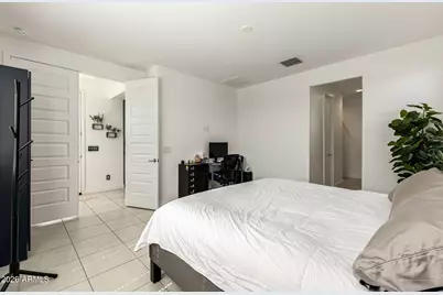 16429 W Saguaro Park Lane, Surprise, AZ 85387 - Photo 21