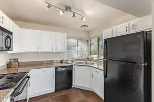 10115 E Mountain View Rd, Scottsdale, AZ 85258 - Photo 9