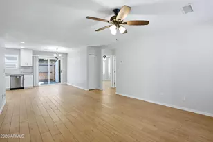 2844 E Waltann Ln, Phoenix, AZ 85032 - Photo 17