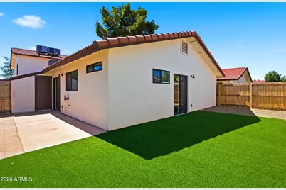 2844 E Waltann Lane #4, Phoenix, AZ 85032 - Photo 3