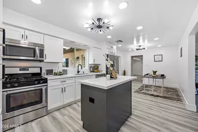 1010 E 6th Place, Mesa, AZ 85203 - Photo 9