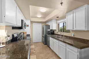 3031 N Civic Center Plaza, Scottsdale, AZ 85251 - Photo 5