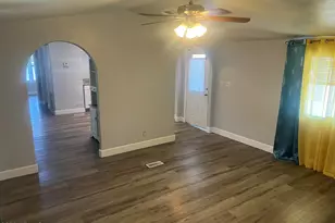 8601 N 71st Ave, Glendale, AZ 85301 - Photo 3