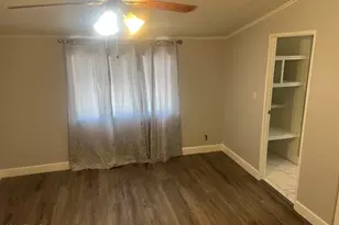 8601 N 71st Ave, Glendale, AZ 85301 - Photo 11