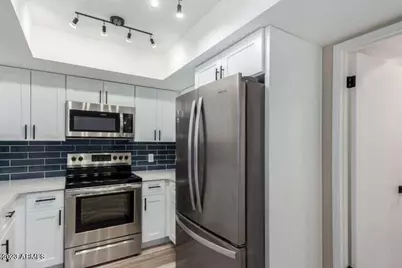 742 W Duke Drive, Tempe, AZ 85283 - Photo 7