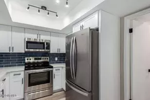 742 W Duke Dr, Tempe, AZ 85283 - Photo 7