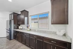 10737 W Rowel Rd, Peoria, AZ 85383 - Photo 17