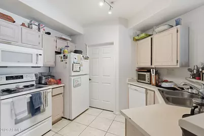 600 W Grove Parkway #2061, Tempe, AZ 85283 - Photo 11