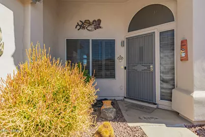 19215 N Coyote Lakes Parkway, Surprise, AZ 85378 - Photo 7