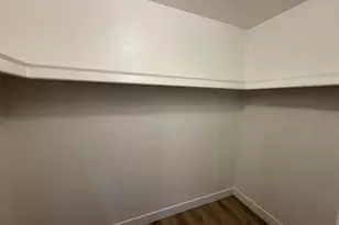 813 S Casitas Dr, Tempe, AZ 85281 - Photo 13