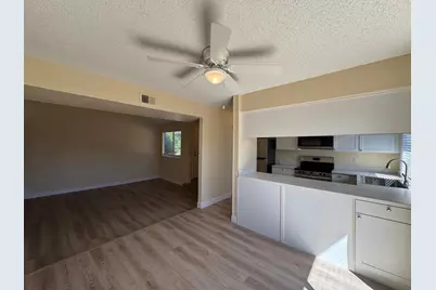 813 S Casitas Drive #Apt C, Tempe, AZ 85281 - Photo 5