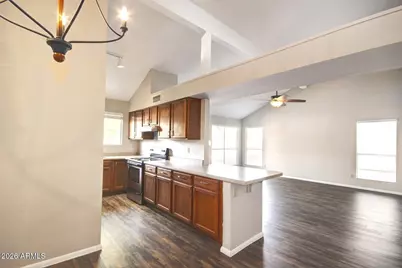 728 N Hazelton Drive, Chandler, AZ 85226 - Photo 9