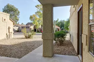 728 N Hazelton Dr, Chandler, AZ 85226 - Photo 3