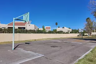 825 N Hayden Rd, Scottsdale, AZ 85257 - Photo 25