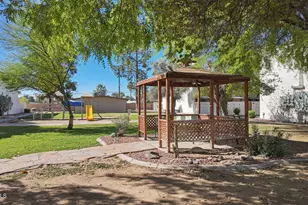 825 N Hayden Rd, Scottsdale, AZ 85257 - Photo 23