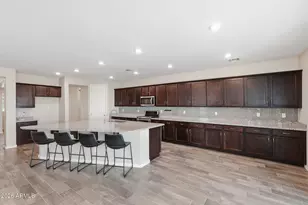 8427 N 171st Dr, Waddell, AZ 85355 - Photo 15