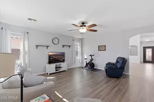 21915 N Dietz Dr, Maricopa, AZ 85138 - Photo 9