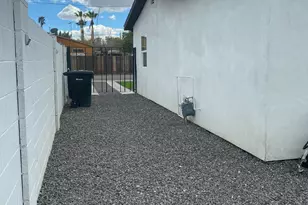 386 W Fairview St, Chandler, AZ 85225 - Photo 19