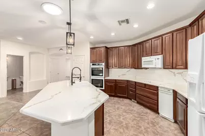 14688 W Windward Avenue, Goodyear, AZ 85395 - Photo 11