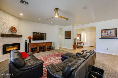 3673 S Soho Lane E, Chandler, AZ 85286 - Photo 5