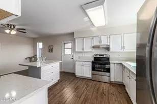 1525 S Chestnut Cir, Mesa, AZ 85204 - Photo 9