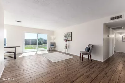 1525 S Chestnut Circle, Mesa, AZ 85204 - Photo 5