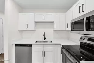 410 W Hadley St, Phoenix, AZ 85003 - Photo 5