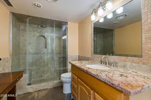 207 W Clarendon Ave, Phoenix, AZ 85013 - Photo 13