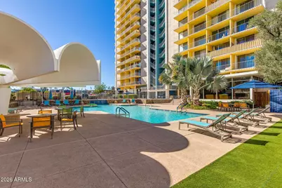 207 W Clarendon Avenue #16E, Phoenix, AZ 85013 - Photo 17