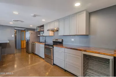 207 W Clarendon Avenue #16E, Phoenix, AZ 85013 - Photo 3