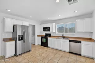 2637 S Southwind Dr, Gilbert, AZ 85295 - Photo 11