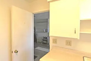 10118 N 97th Dr, Peoria, AZ 85345 - Photo 9