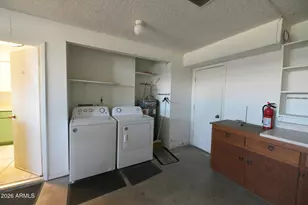 10118 N 97th Dr, Peoria, AZ 85345 - Photo 33