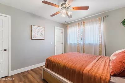 557 N Standage --, Mesa, AZ 85201 - Photo 13