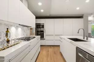 7117 E Rancho Vista Dr, Scottsdale, AZ 85251 - Photo 27