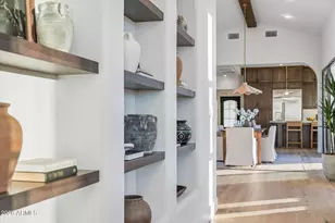 3731 E Fawn Dr, Phoenix, AZ 85042 - Photo 5